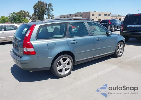 2005 Volvo V50 T5/T5 Awd из США, поврежденный, VIN YV1MJ682452105766